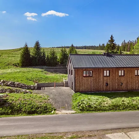Jeleni Vrch Aparthotel 3*